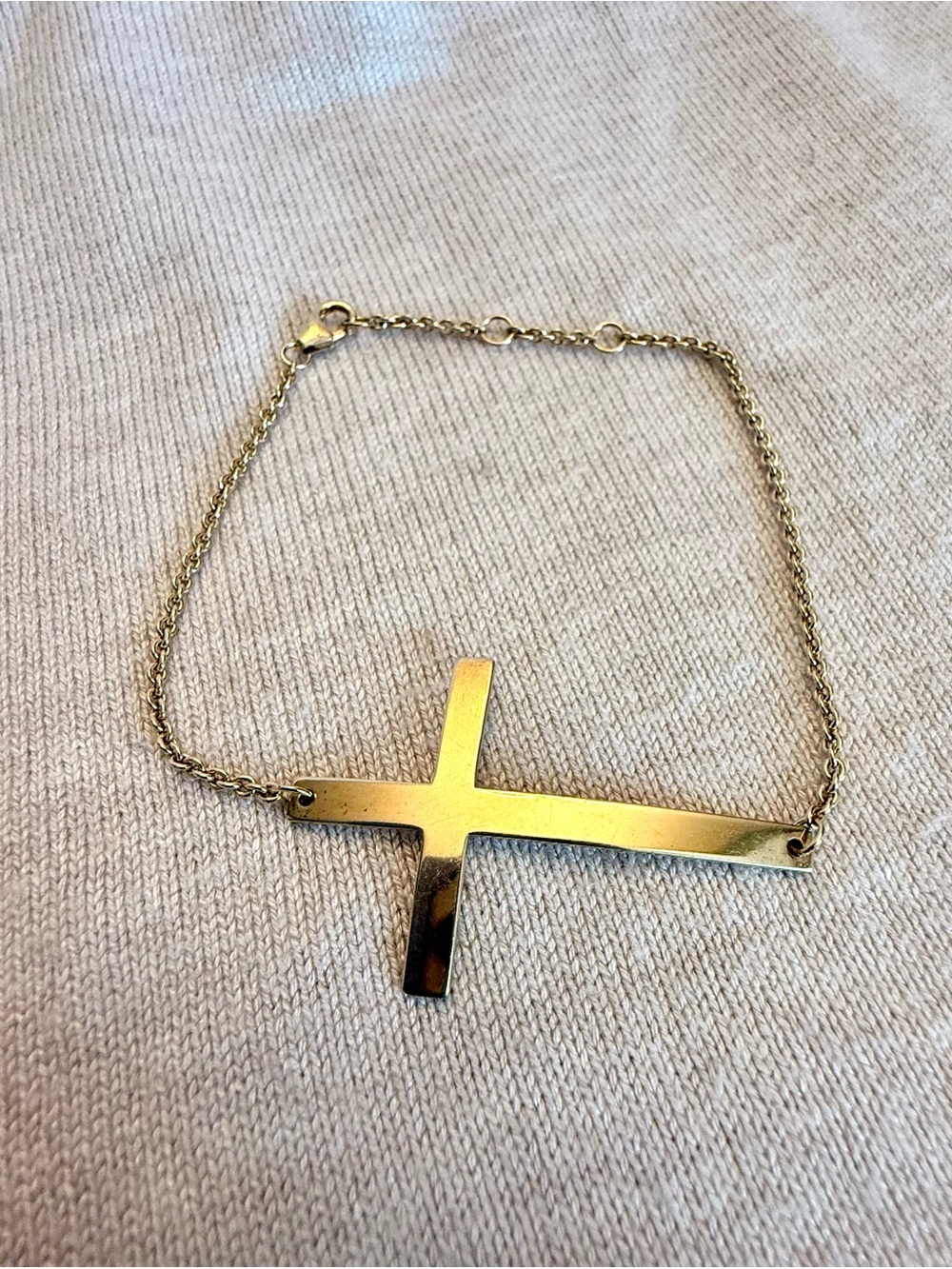 Gold Horizontal Cross Bracelet
